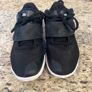 Boys 3Y Kyrie Irving basketball shoes.